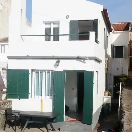 Sao Roque Surf House Ponta Delgada